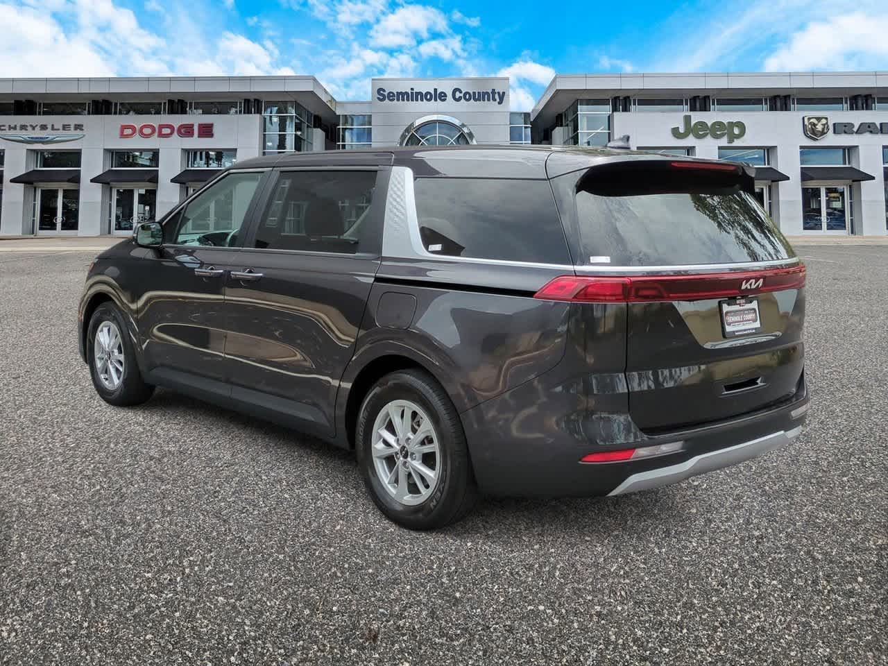 Thumbnail: 2024 Kia Carnival - 6