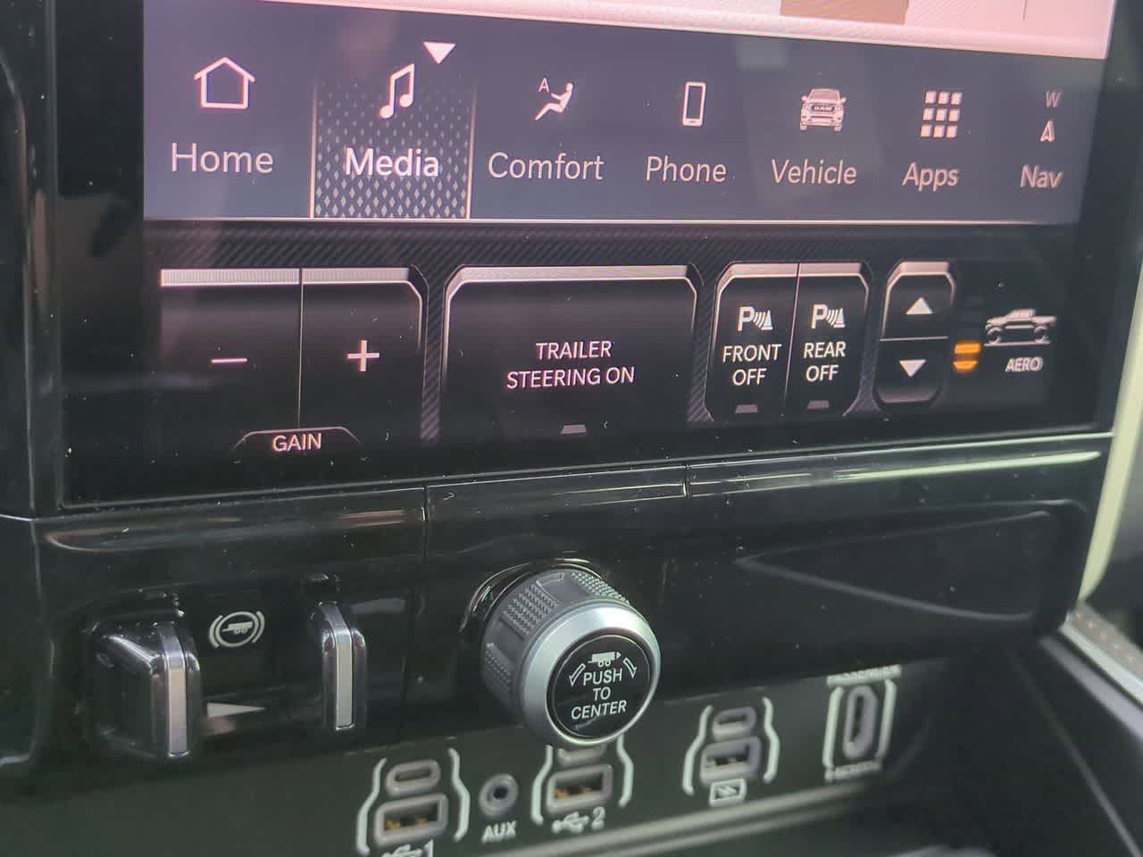 Thumbnail: 2026 RAM 1500 - 18