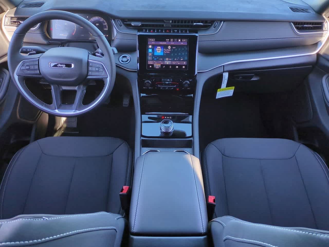 Thumbnail: 2025 Jeep Grand Cherokee - 16