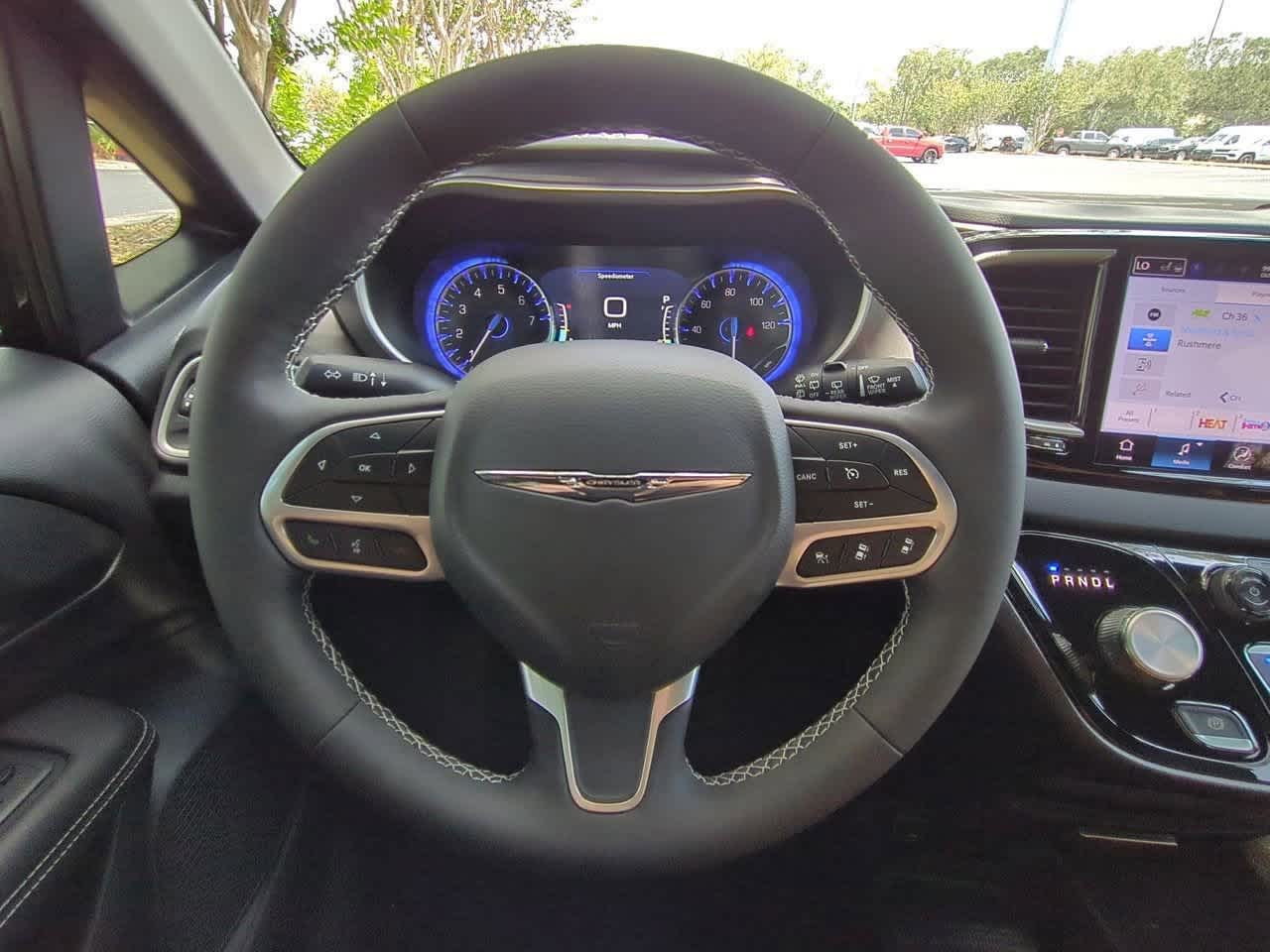 Thumbnail: 2026 Chrysler Voyager - 22