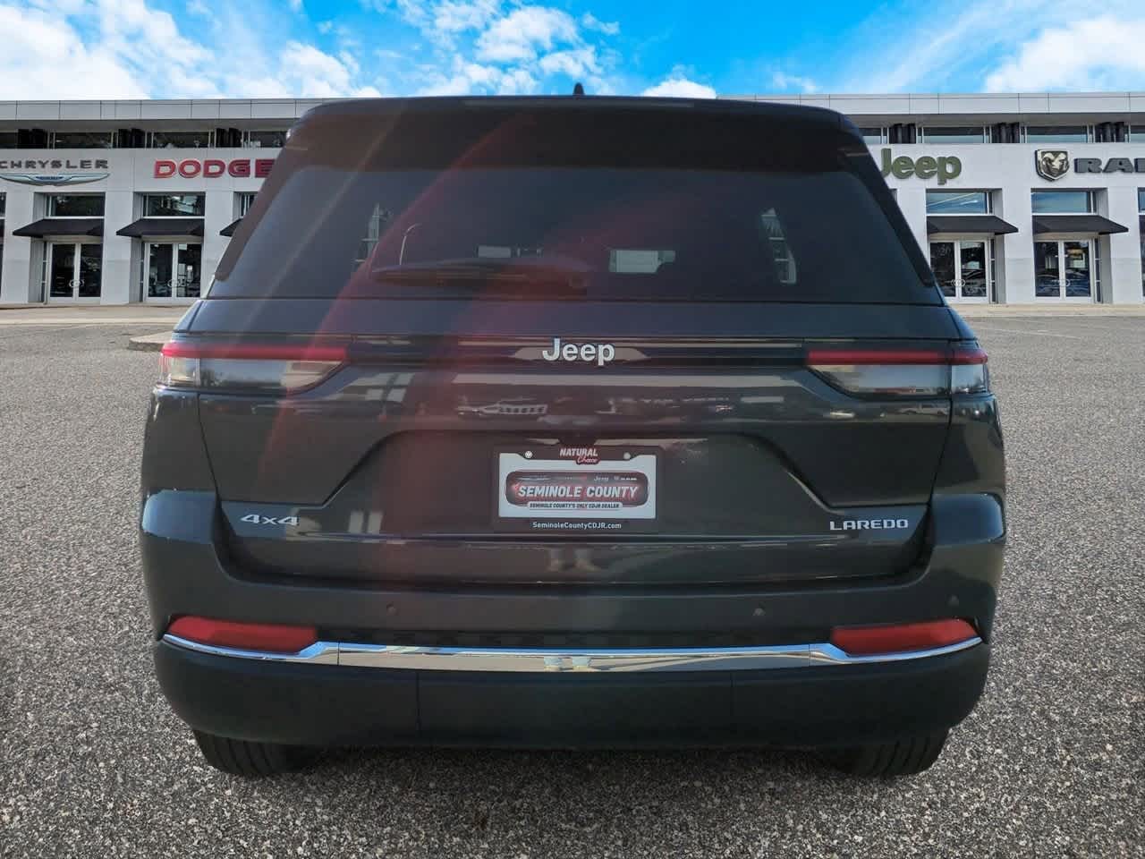 Thumbnail: 2025 Jeep Grand Cherokee - 7