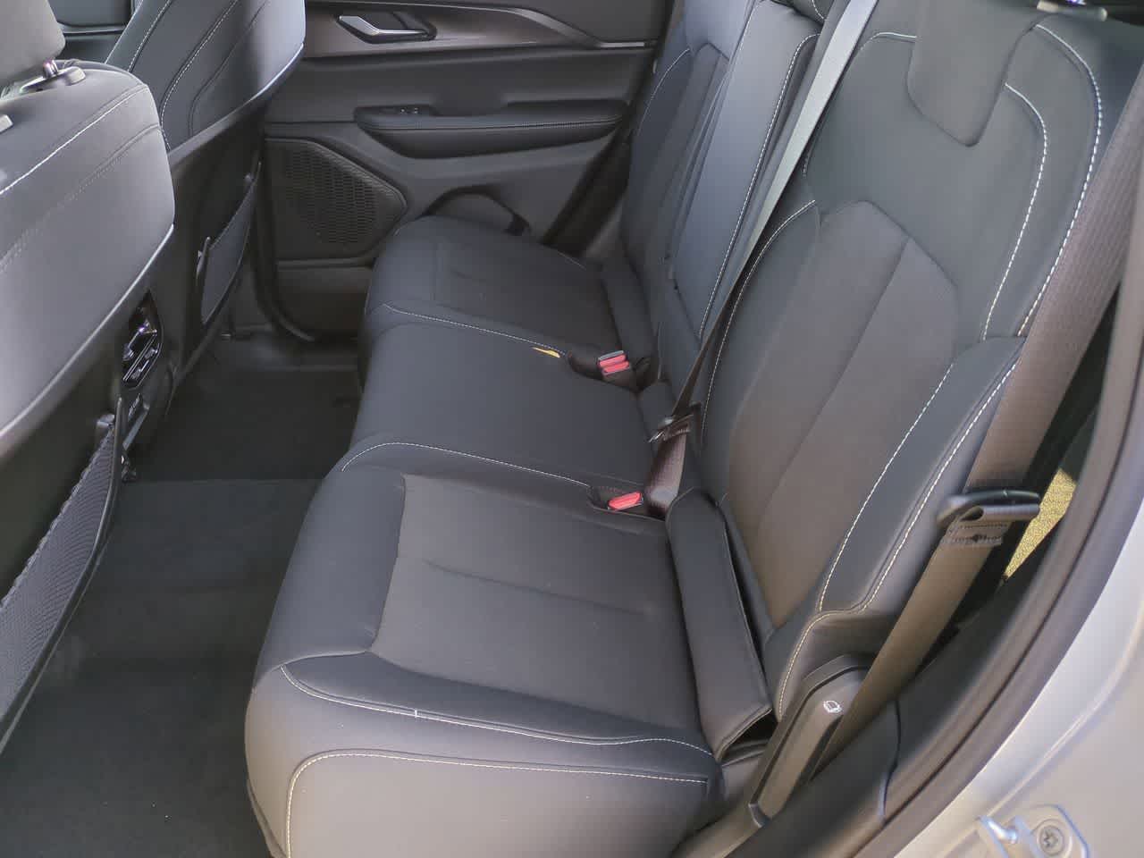 Thumbnail: 2025 Jeep Grand Cherokee - 20