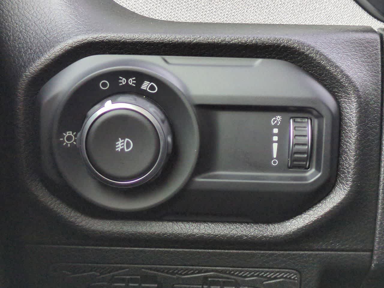 Thumbnail: 2026 Jeep Wrangler - 18