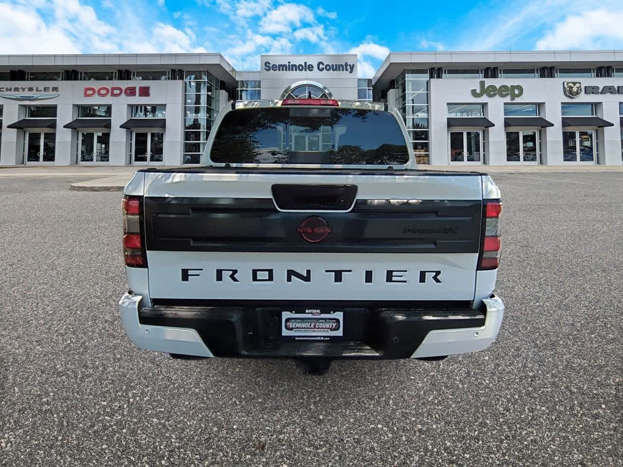 Thumbnail: 2025 Nissan Frontier - 7