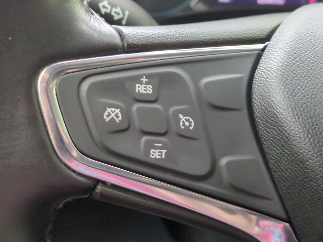 Thumbnail: 2019 Chevrolet Equinox - 23