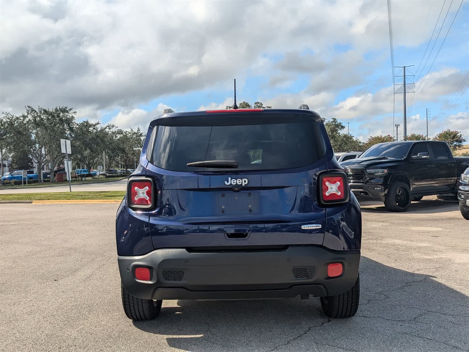 Thumbnail: 2018 Jeep Renegade - 5