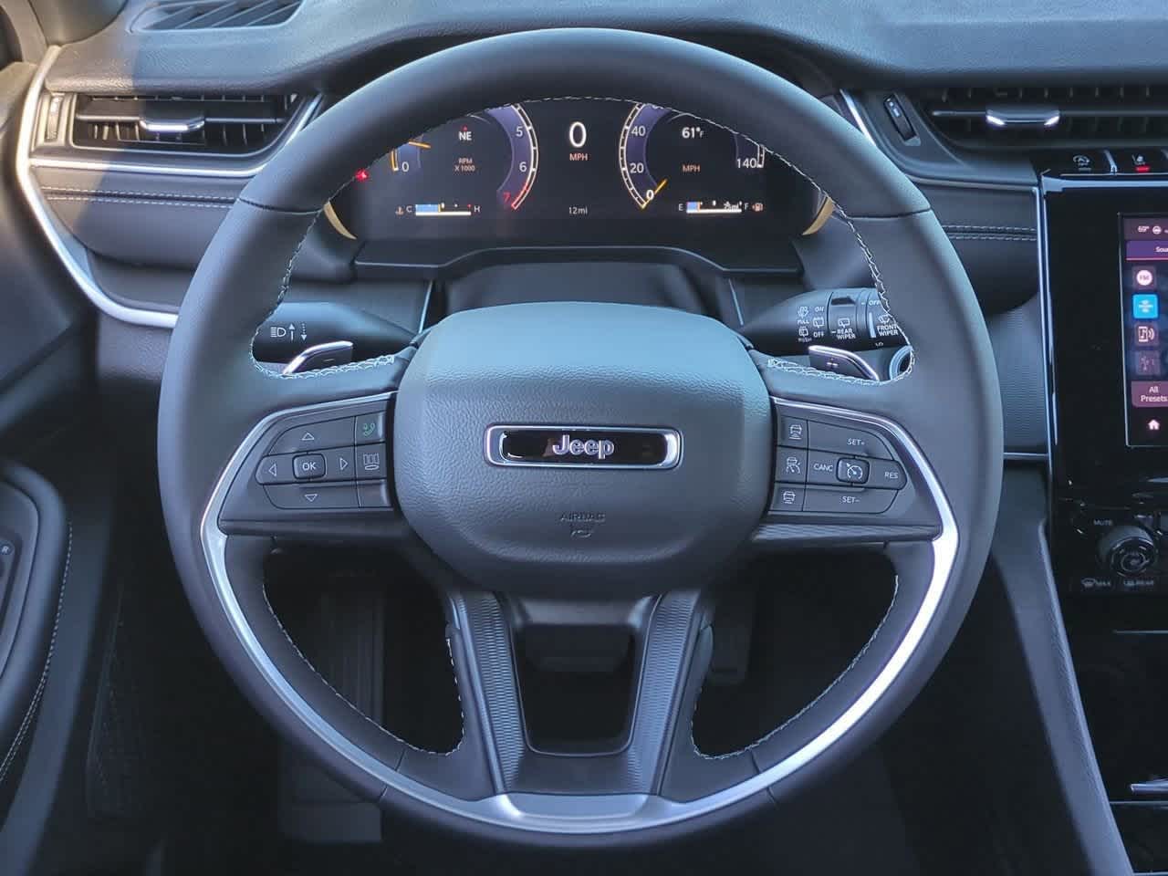 Thumbnail: 2025 Jeep Grand Cherokee L - 23