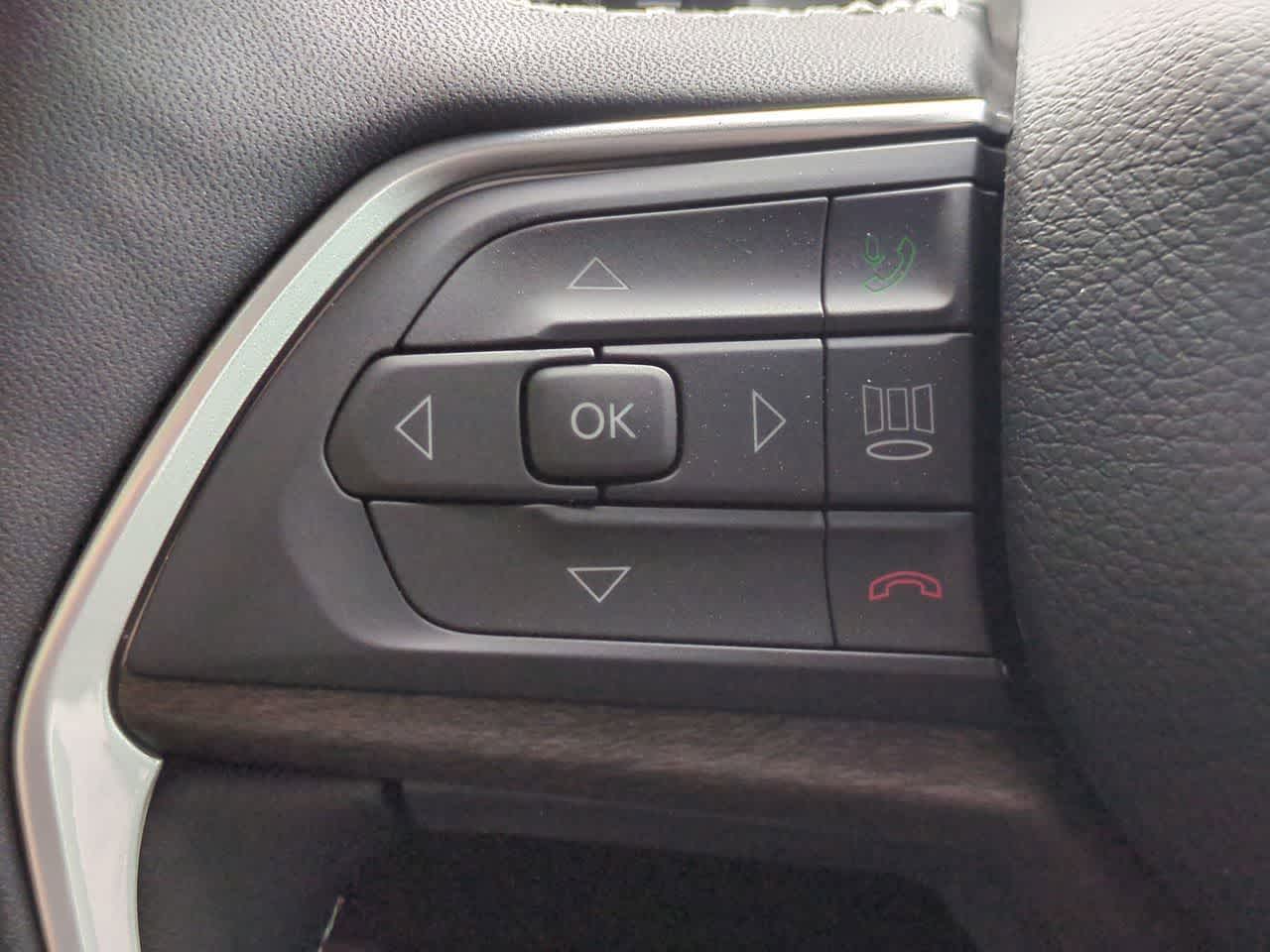 Thumbnail: 2026 Jeep Grand Cherokee - 25