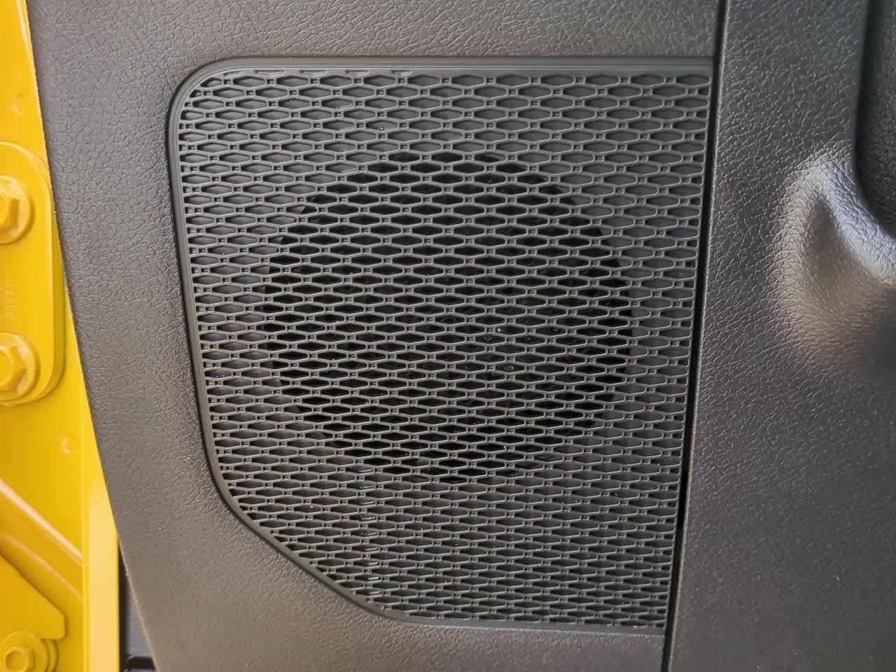 Thumbnail: 2021 Jeep Wrangler - 31