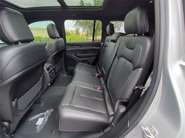 Thumbnail: 2025 Jeep Grand Cherokee - 21