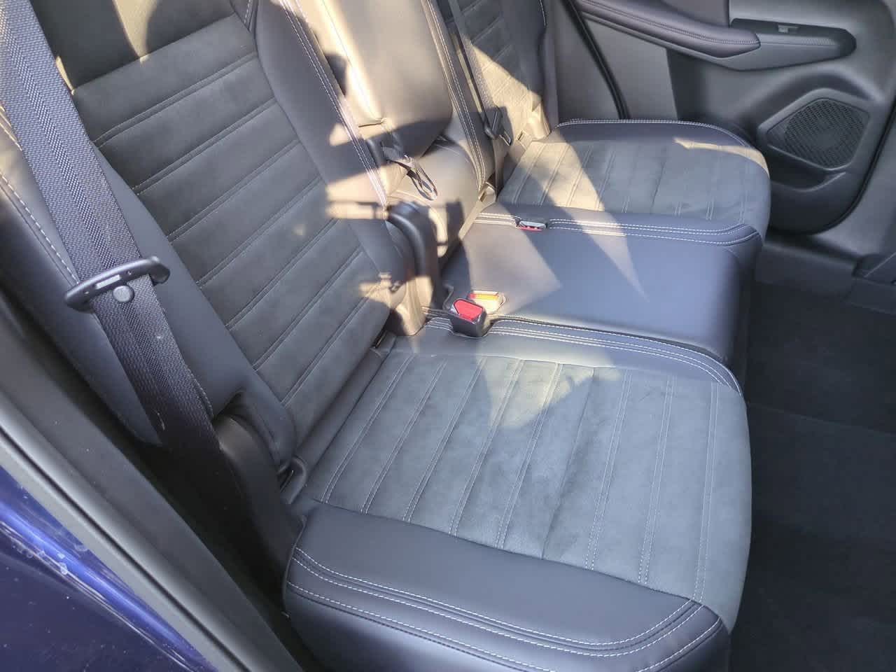 Thumbnail: 2024 Mitsubishi Outlander - 22