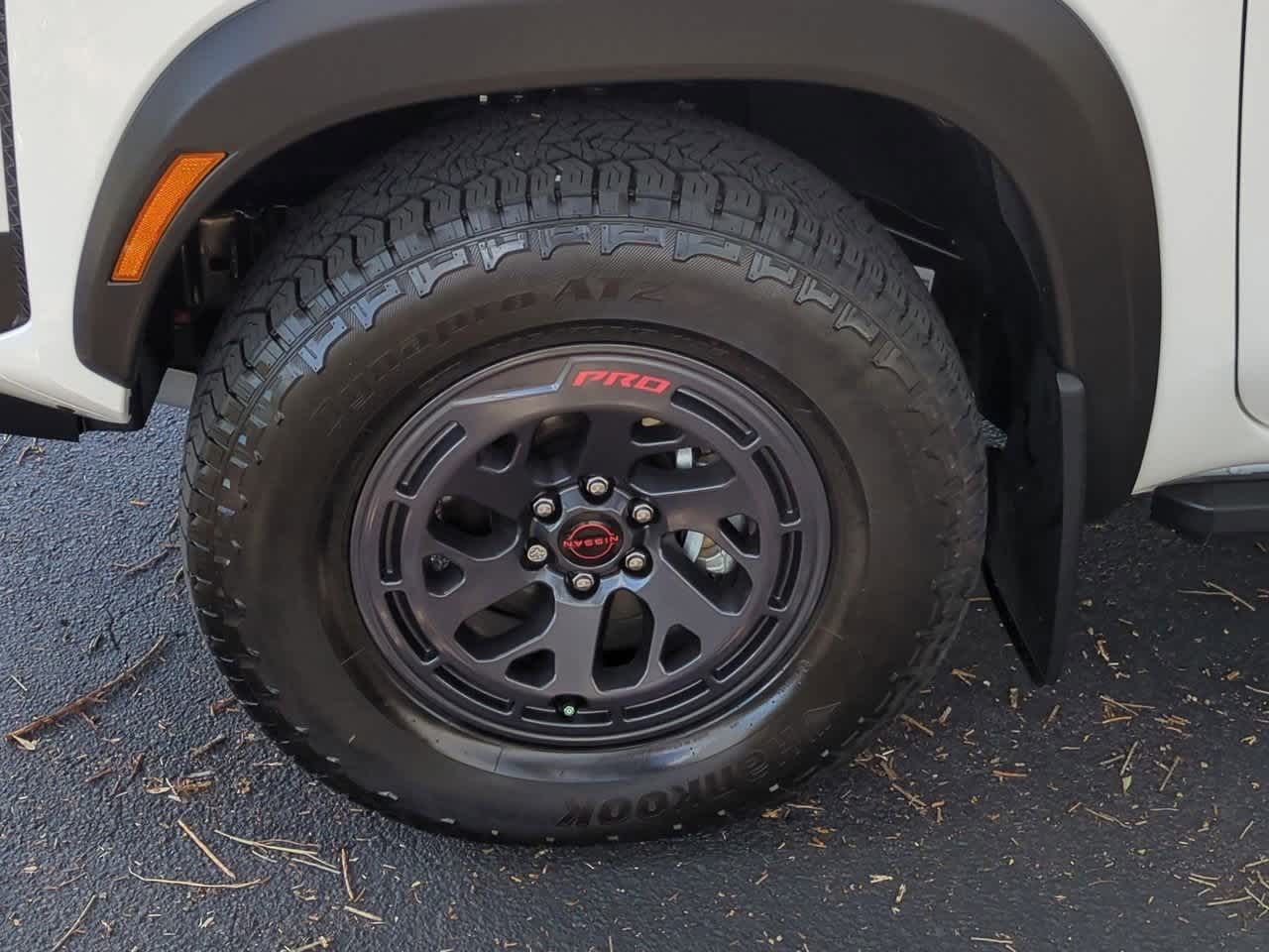 Thumbnail: 2025 Nissan Frontier - 14