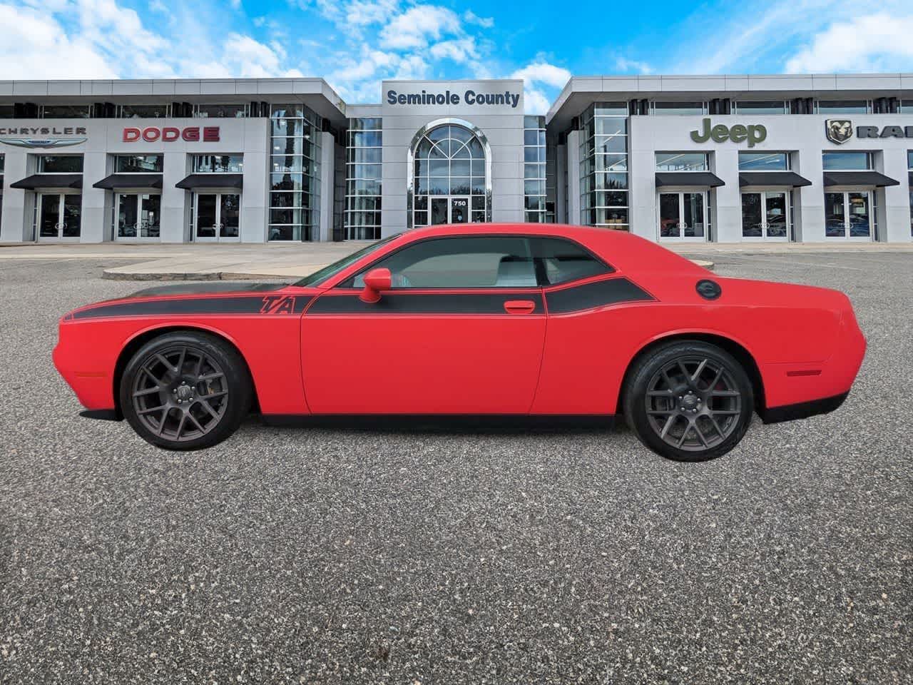 Thumbnail: 2017 Dodge Challenger - 5