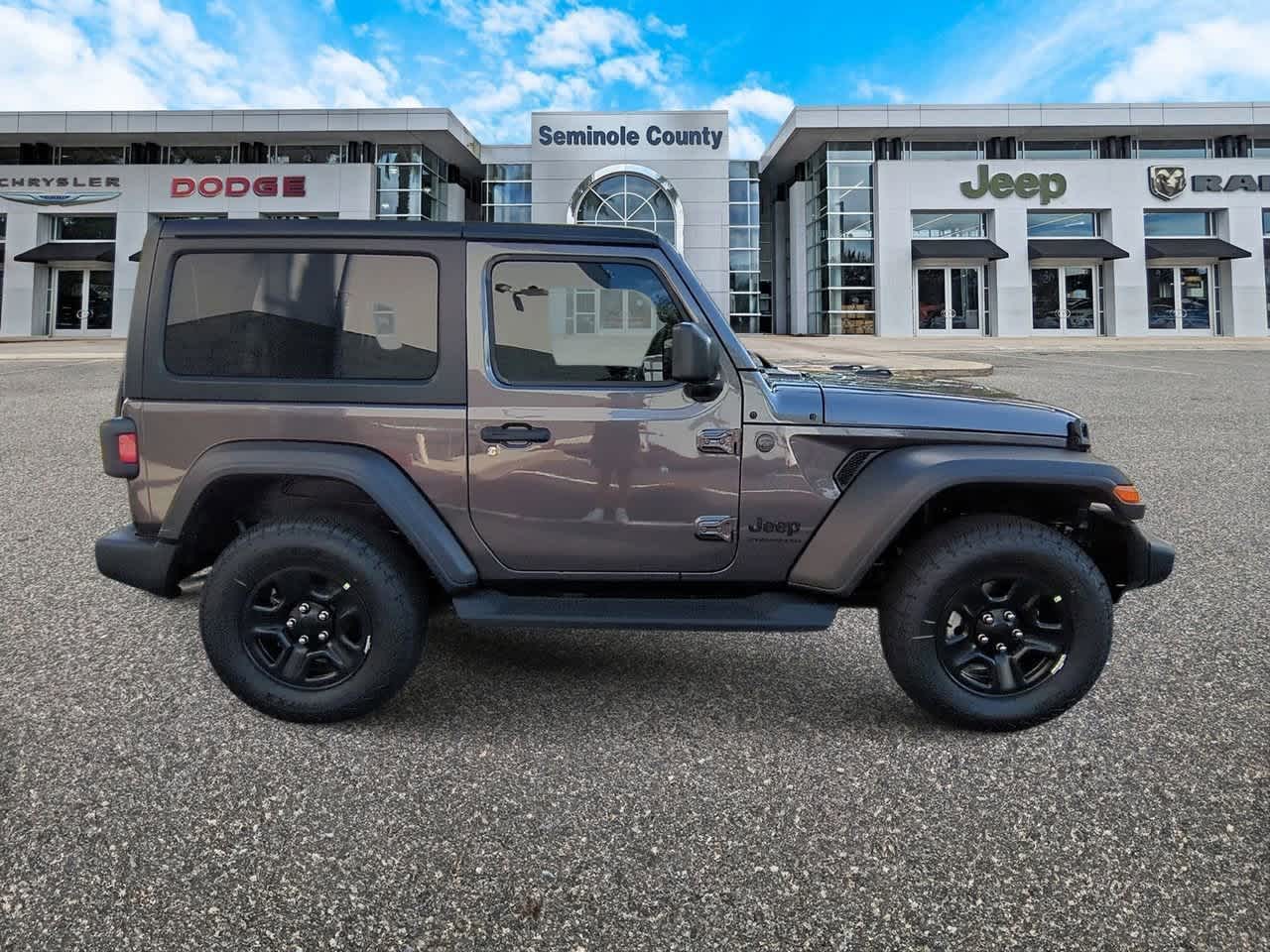 2025 Jeep Wrangler Sport 9