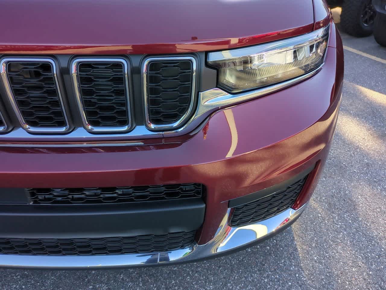 Thumbnail: 2025 Jeep Grand Cherokee L - 11