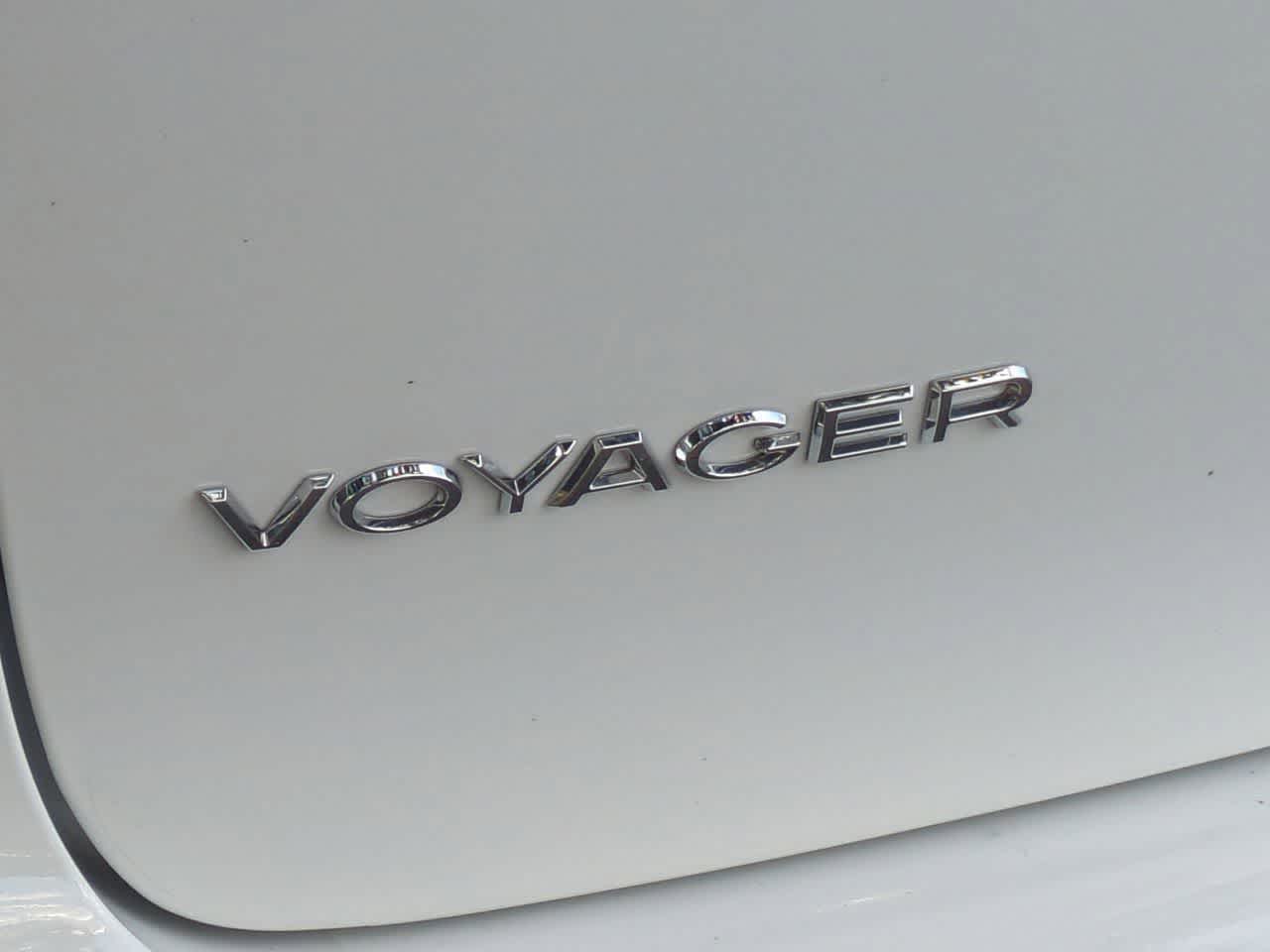 Thumbnail: 2026 Chrysler Voyager - 13