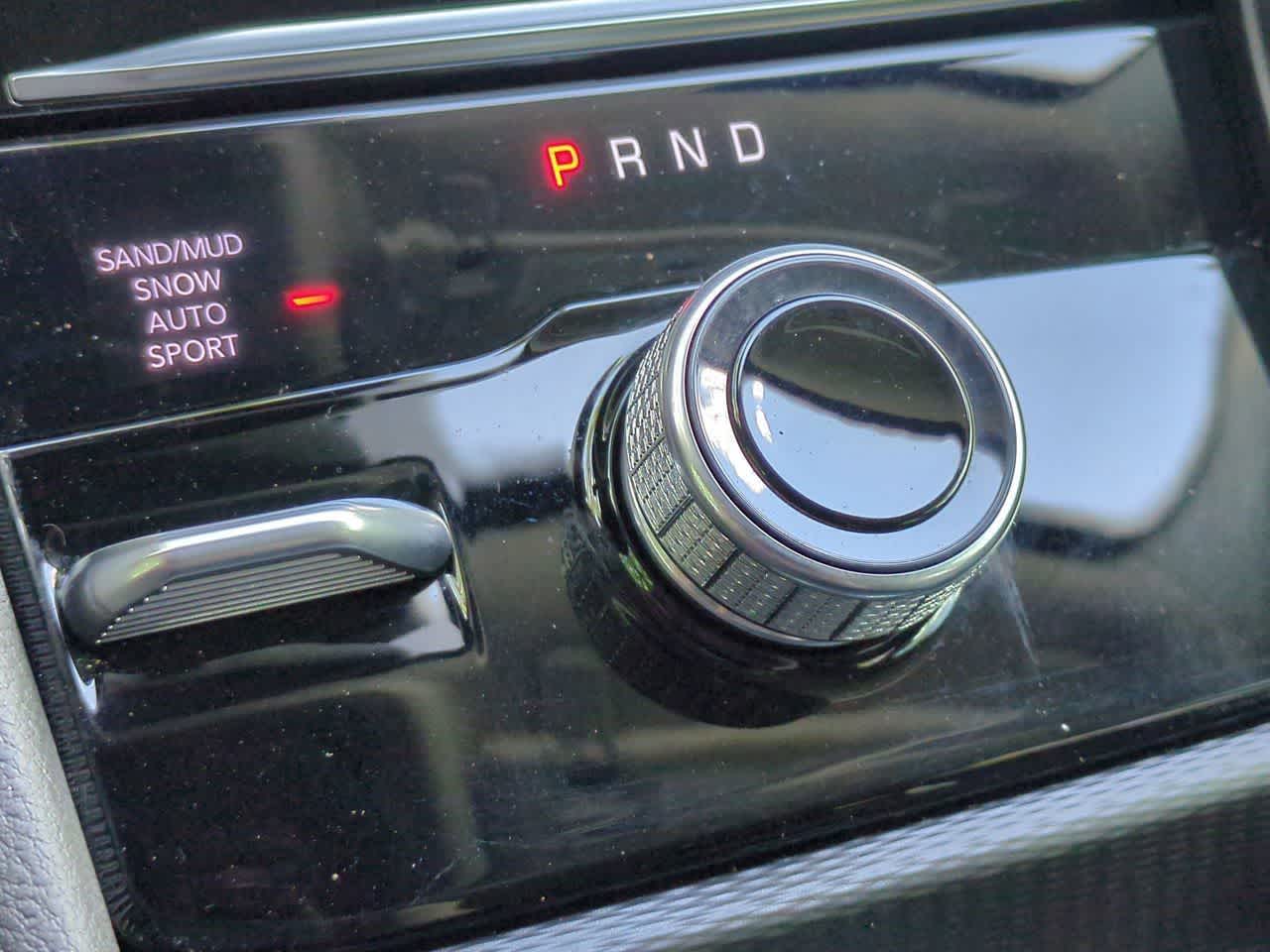 Thumbnail: 2024 Jeep Grand Cherokee - 33