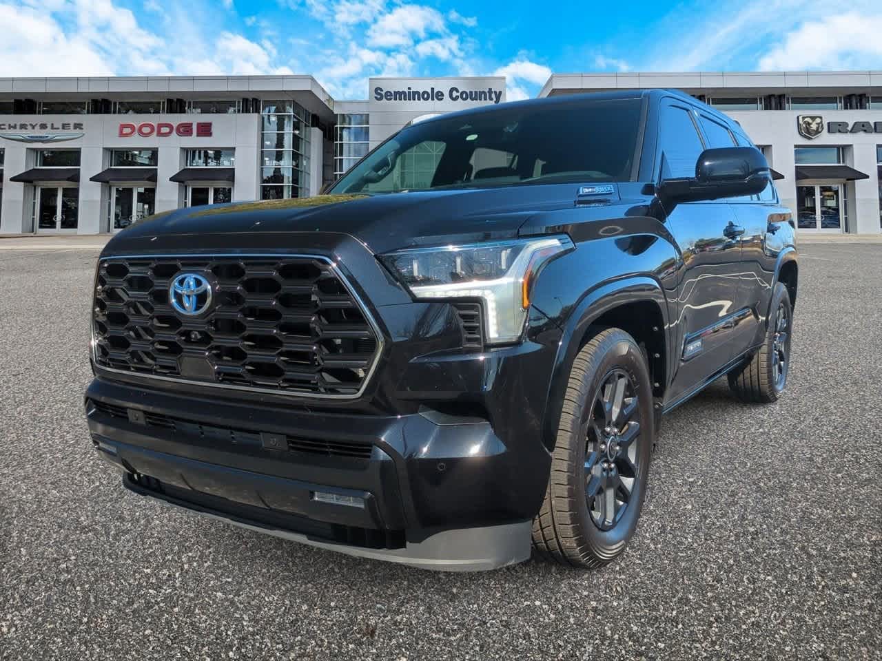 Thumbnail: 2023 Toyota Sequoia - 4