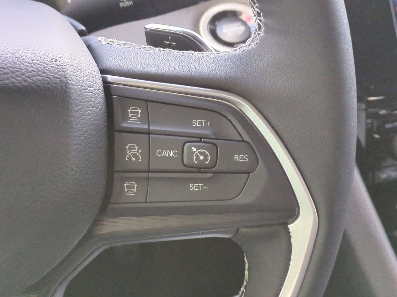 Thumbnail: 2025 Jeep Grand Cherokee - 25