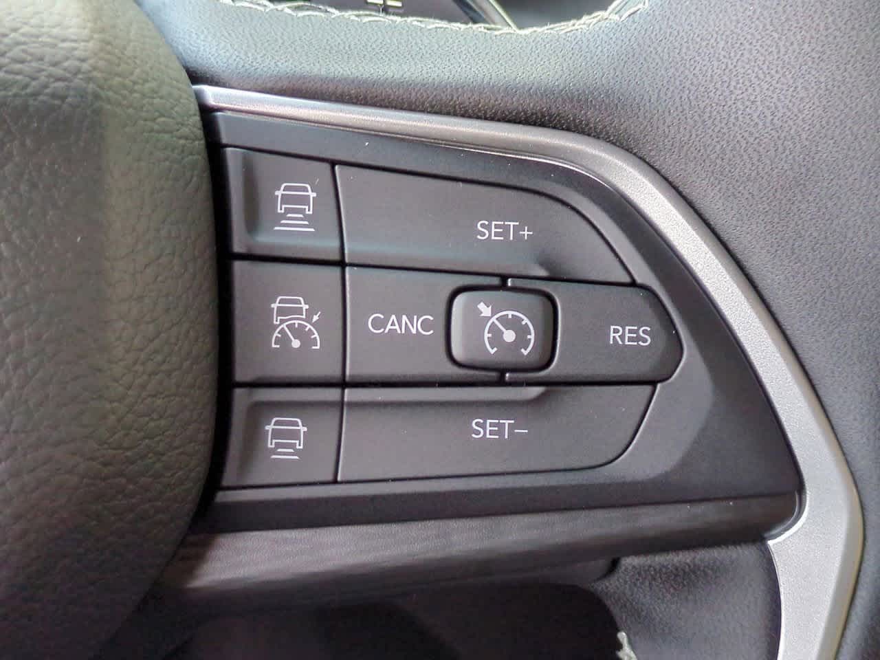 Thumbnail: 2025 Jeep Grand Cherokee L - 26