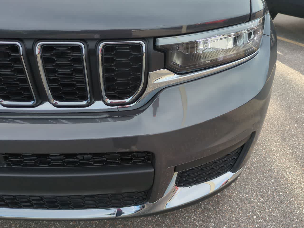 Thumbnail: 2025 Jeep Grand Cherokee L - 11