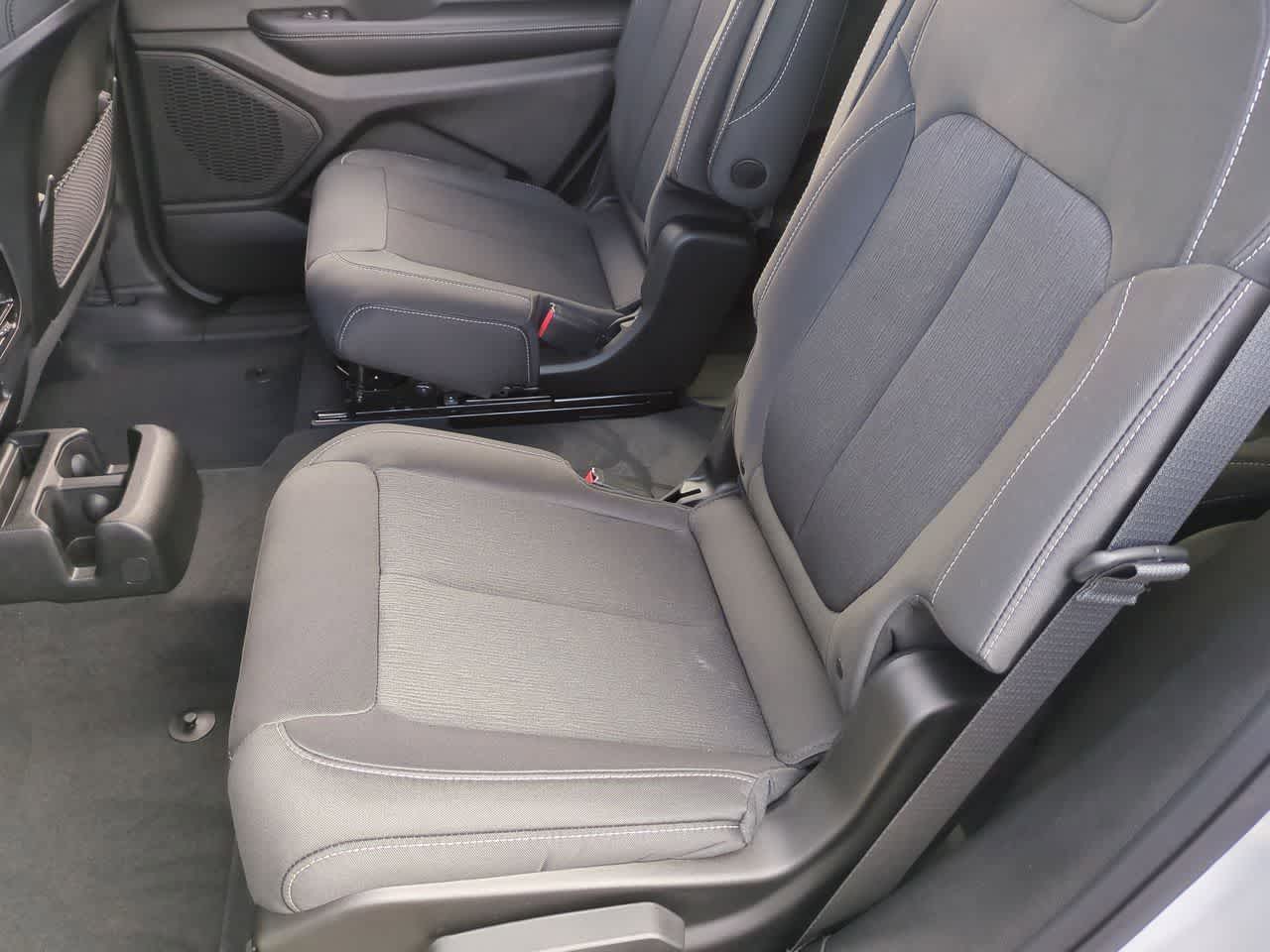 Thumbnail: 2025 Jeep Grand Cherokee L - 20