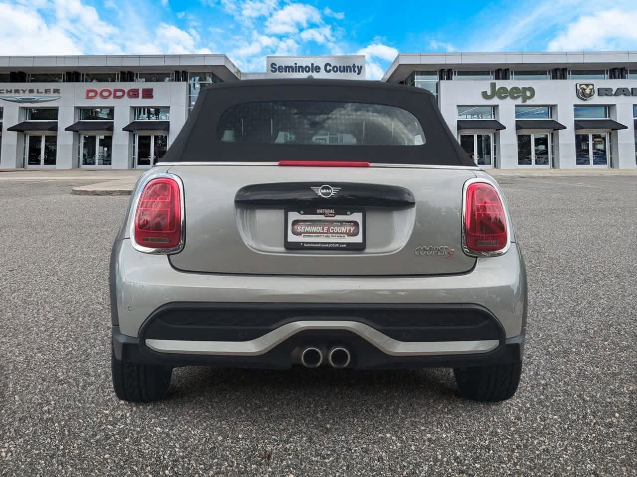 Thumbnail: 2024 MINI Cooper Convertible - 7