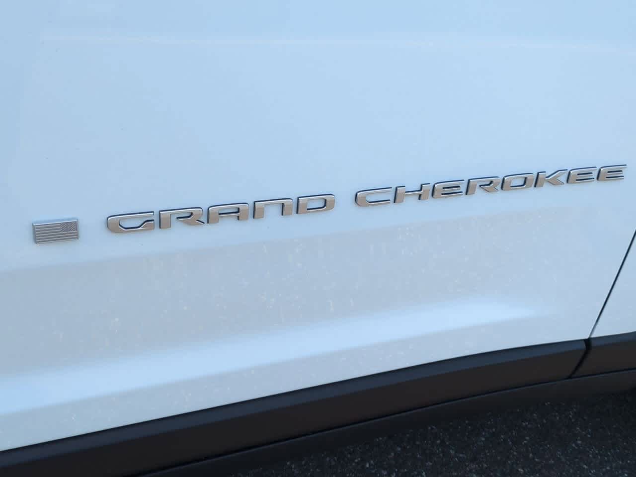 Thumbnail: 2025 Jeep Grand Cherokee - 13