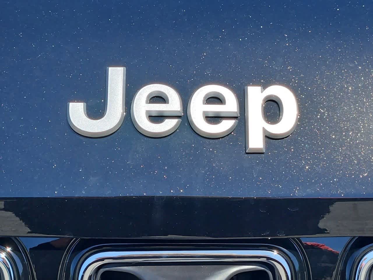 Thumbnail: 2025 Jeep Grand Cherokee - 12