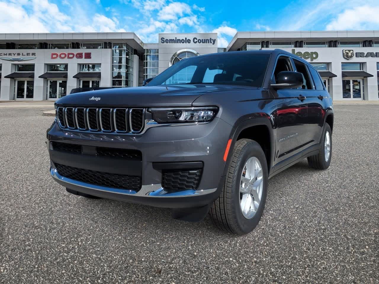 Thumbnail: 2025 Jeep Grand Cherokee L - 4