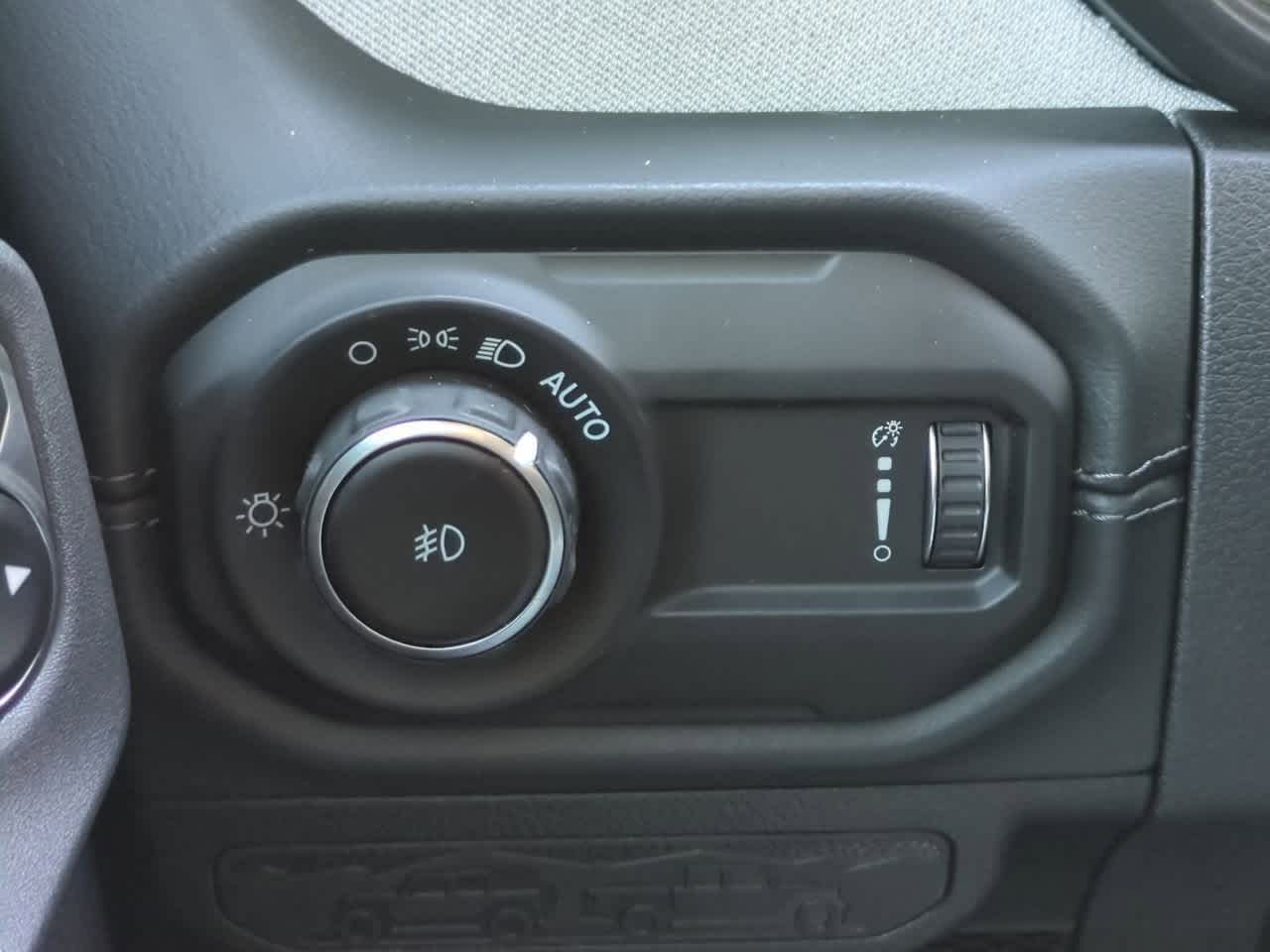 Thumbnail: 2026 Jeep Wrangler - 17