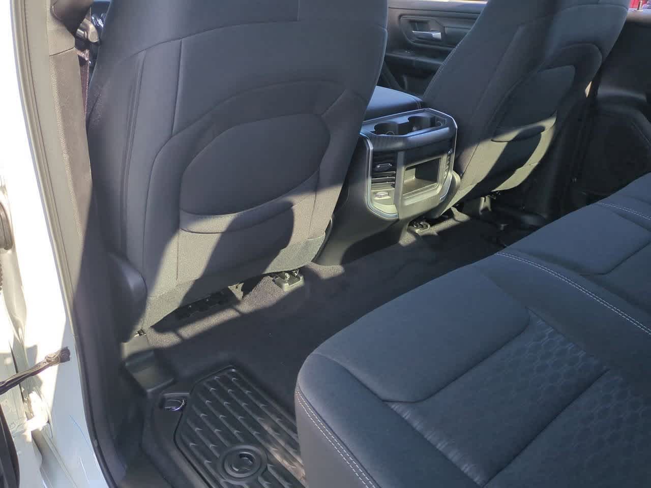 Thumbnail: 2026 RAM 1500 - 18