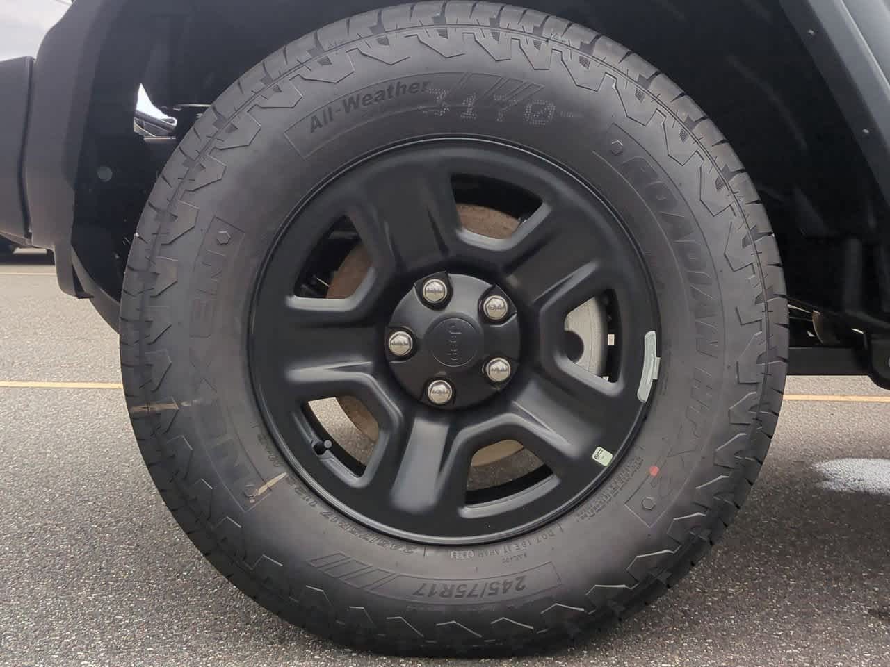 Thumbnail: 2025 Jeep Wrangler - 14