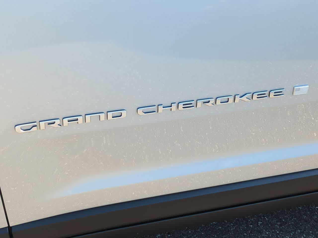 Thumbnail: 2025 Jeep Grand Cherokee - 13