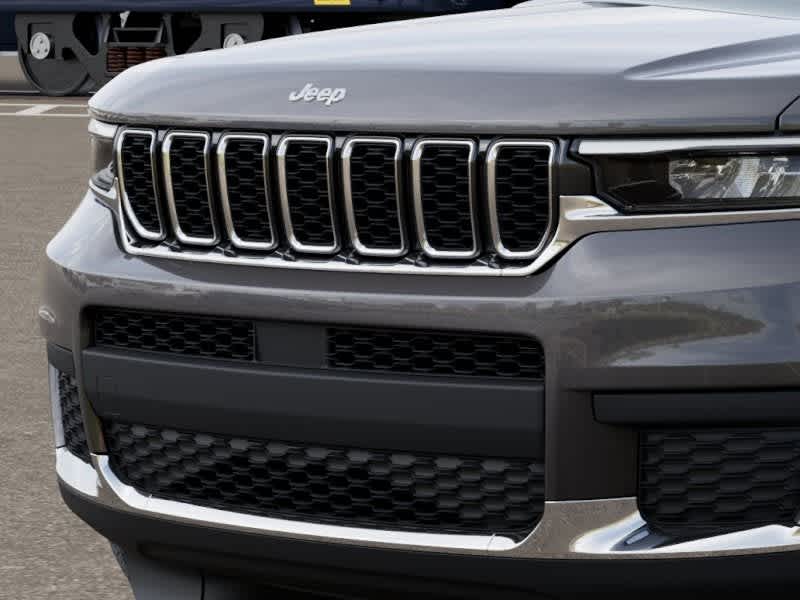 Thumbnail: 2025 Jeep Grand Cherokee L - 7