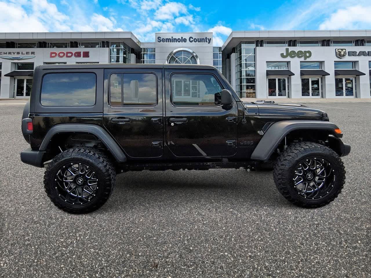 2023 Jeep Wrangler Sport S 9