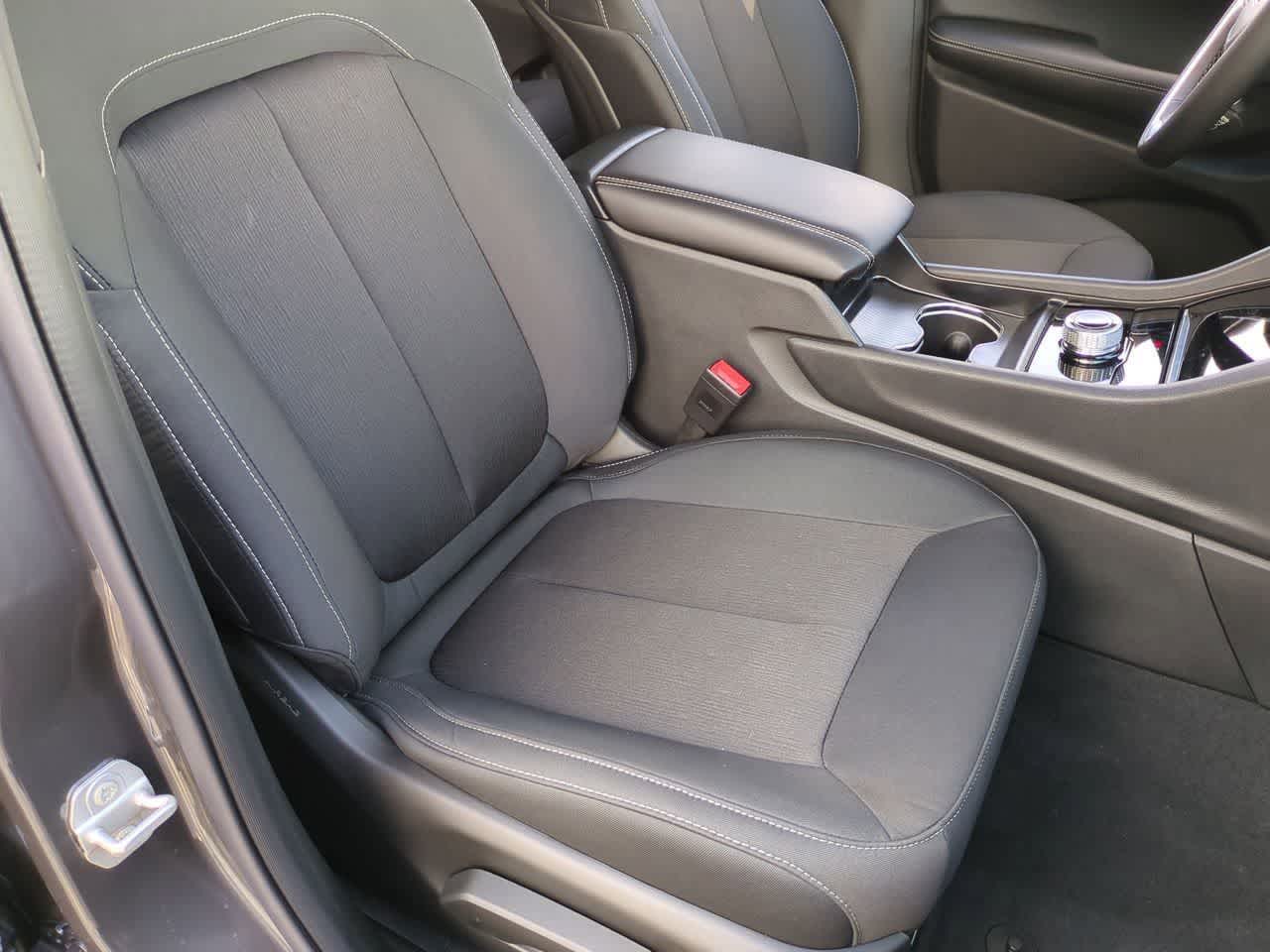 Thumbnail: 2025 Jeep Grand Cherokee - 23