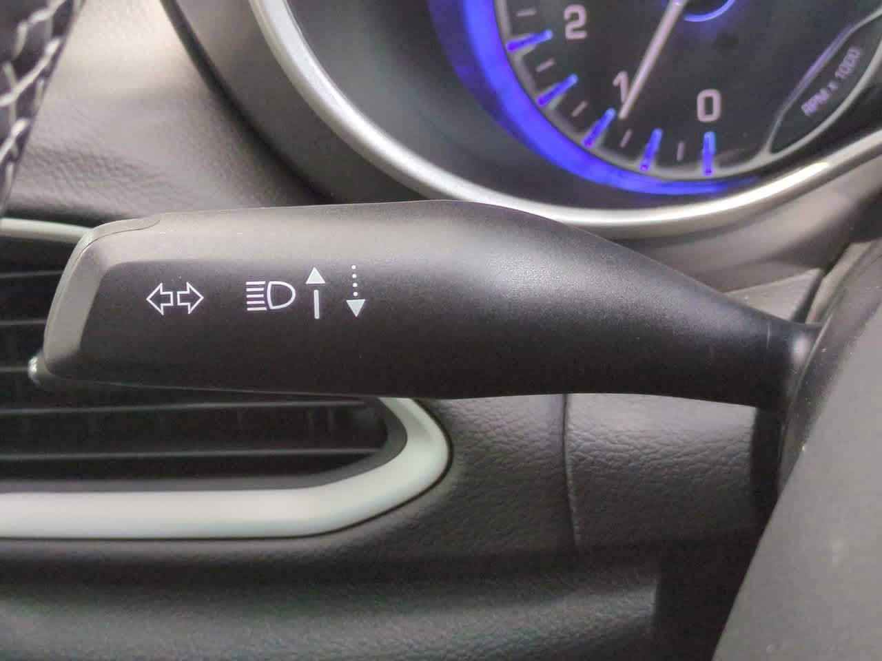 Thumbnail: 2026 Chrysler Voyager - 26