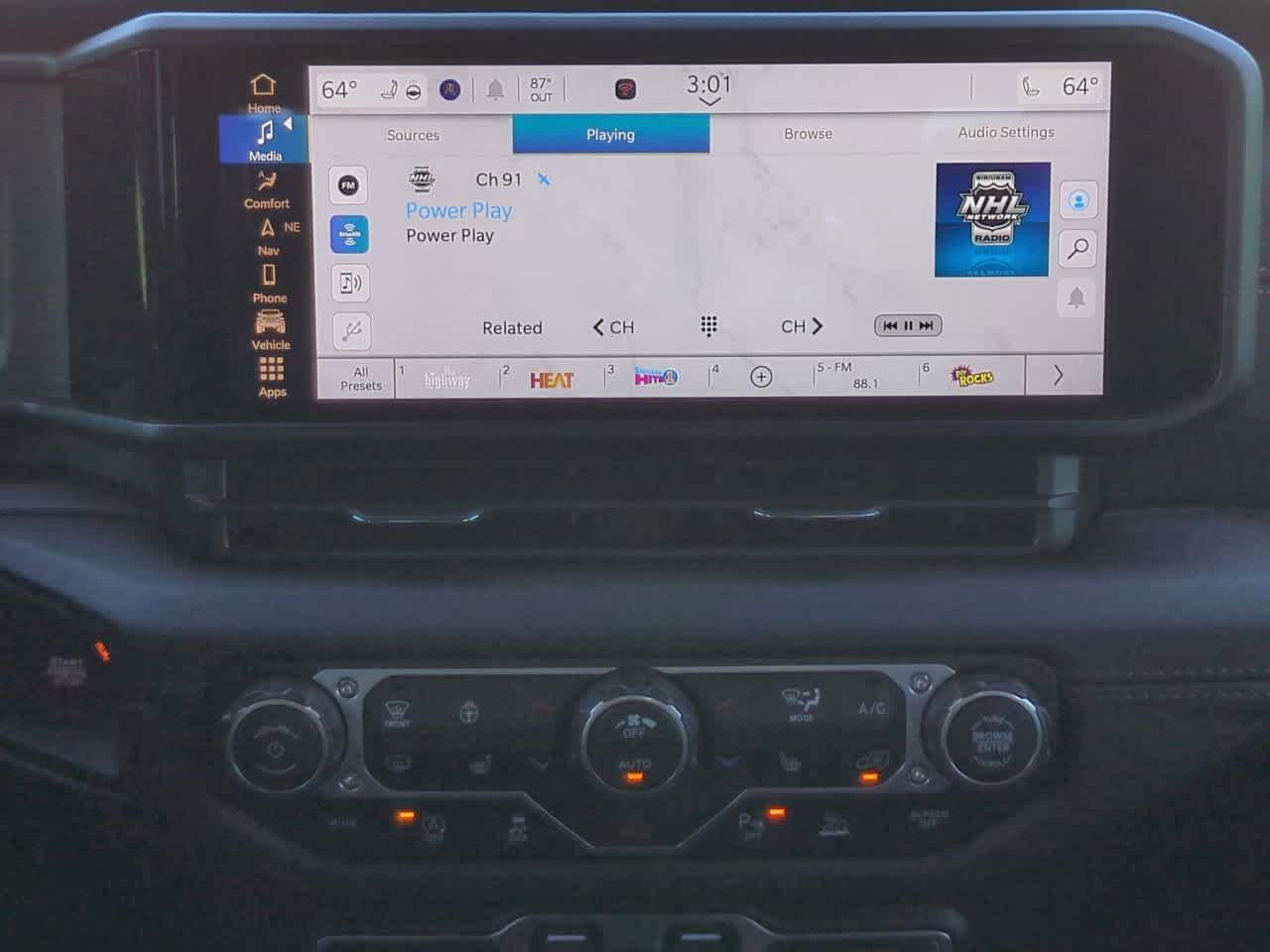 Thumbnail: 2025 Jeep Gladiator - 28