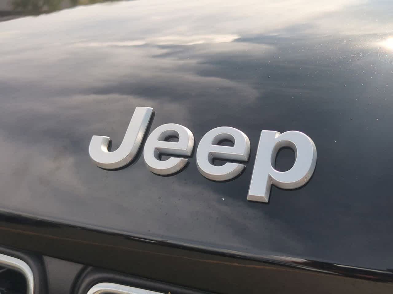 Thumbnail: 2025 Jeep Grand Cherokee - 12