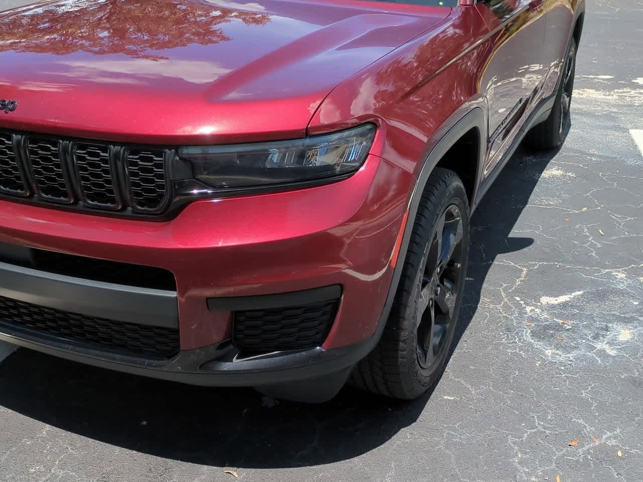 Thumbnail: 2022 Jeep Grand Cherokee L - 11