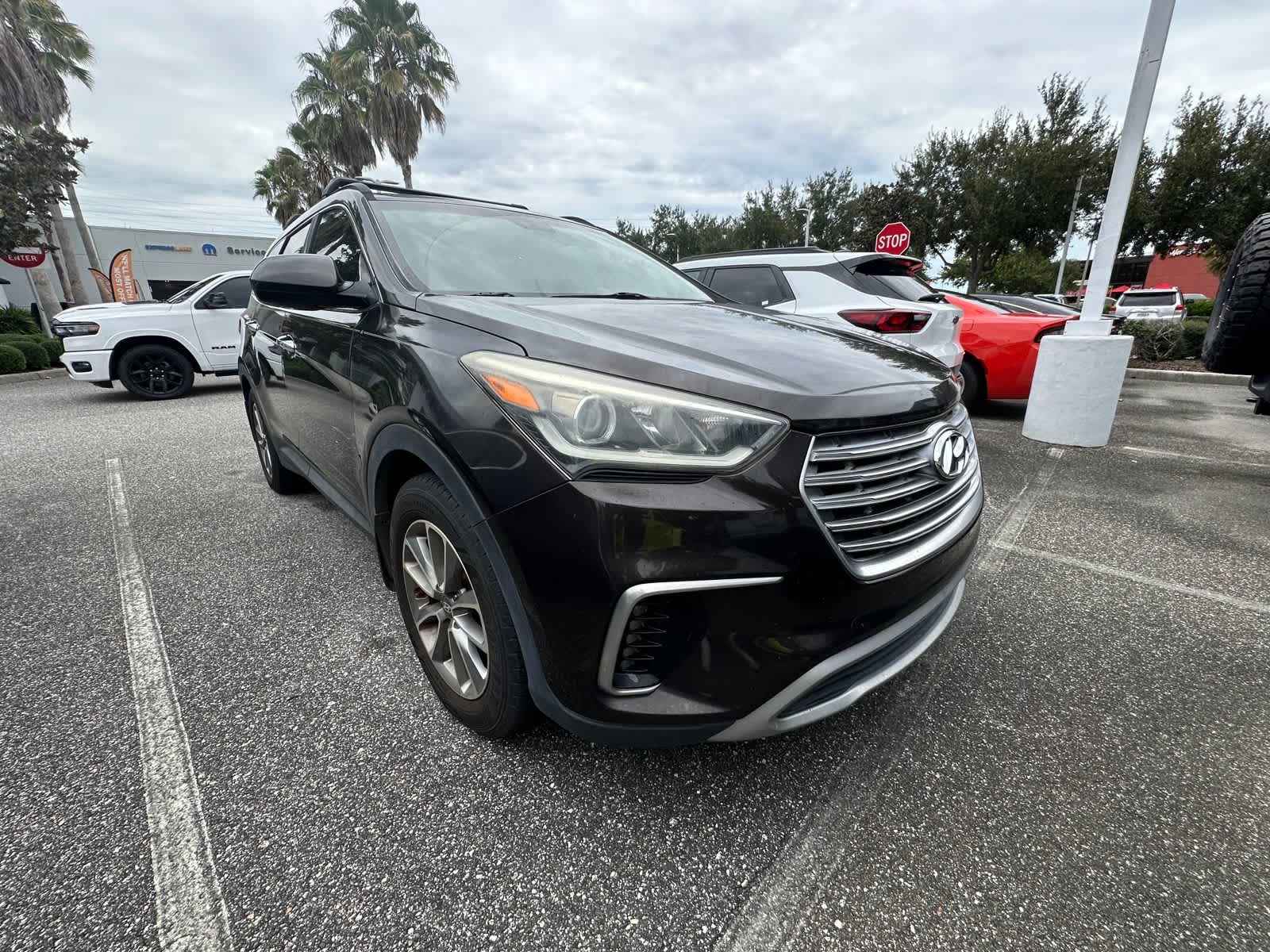 Used 2017 Hyundai Santa Fe SE with VIN KM8SM4HF0HU198155 for sale in Medford, OR