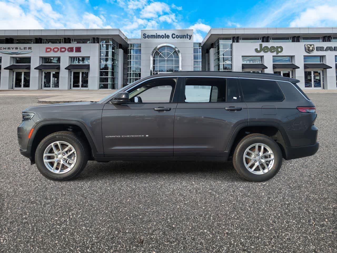 Thumbnail: 2025 Jeep Grand Cherokee L - 5