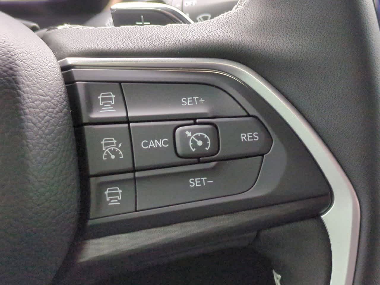 Thumbnail: 2025 Jeep Grand Cherokee L - 26