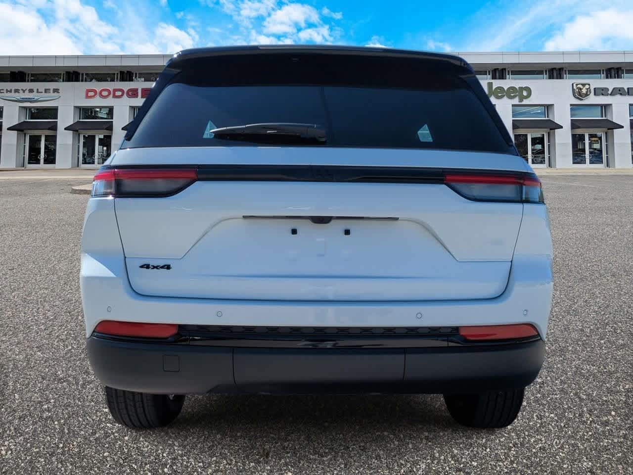 Thumbnail: 2025 Jeep Grand Cherokee - 7