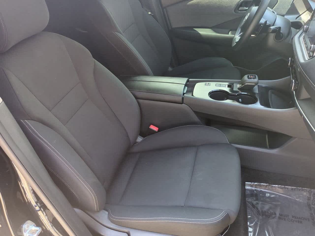 Thumbnail: 2023 Nissan Rogue - 22