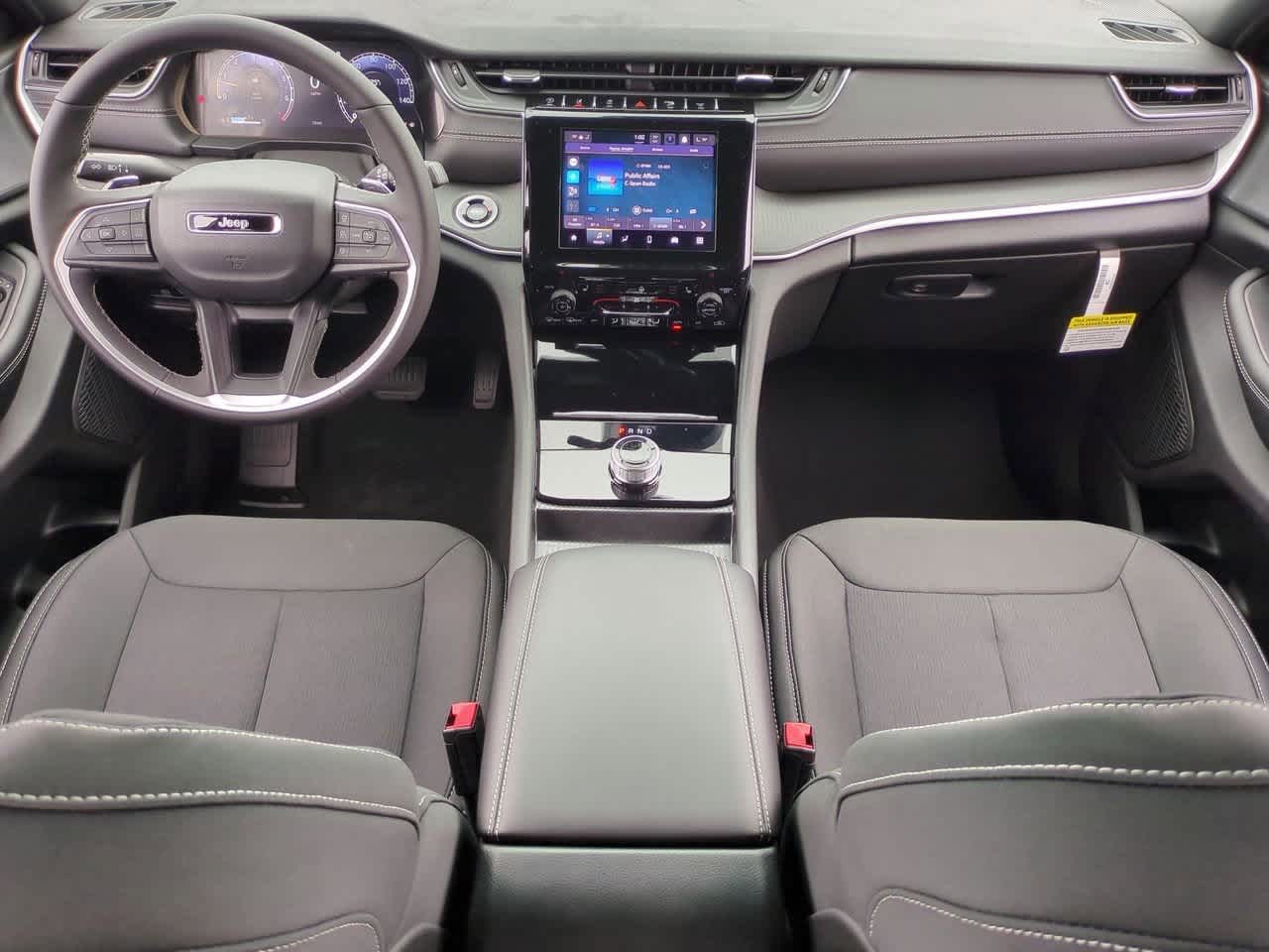 Thumbnail: 2025 Jeep Grand Cherokee - 16