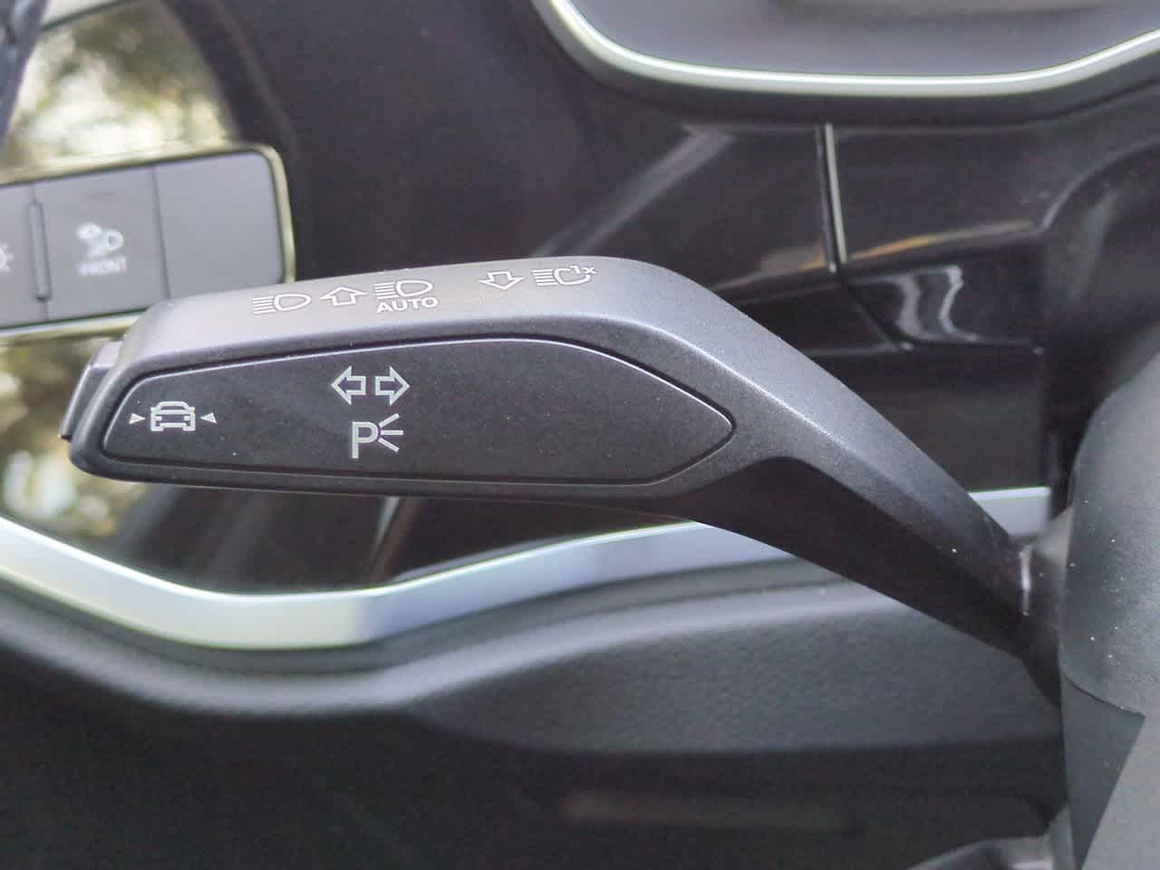 Thumbnail: 2022 Audi Q3 - 28