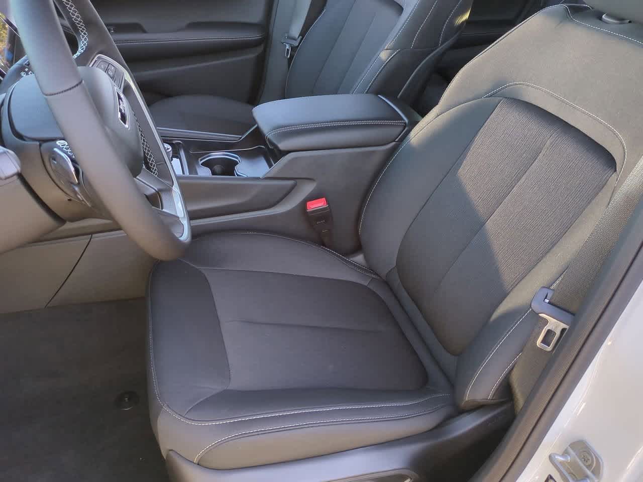 Thumbnail: 2025 Jeep Grand Cherokee - 17