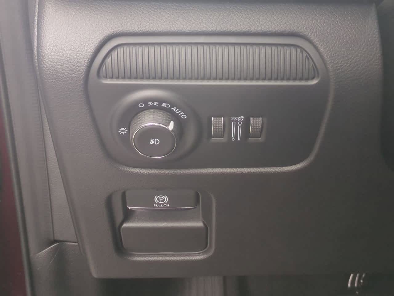 Thumbnail: 2025 Jeep Wagoneer - 17